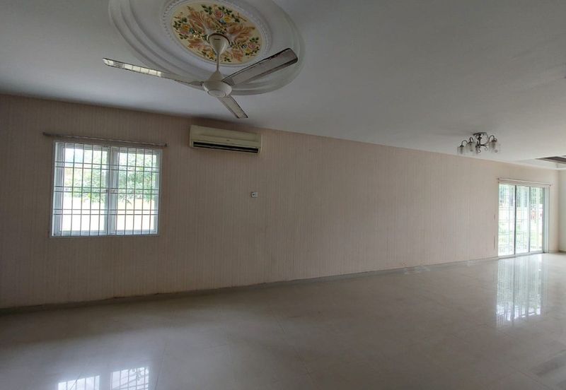 FREEHOLD Double Storey Terrace House (Corner Lot) , Taman Merbok , Bukit Katil , Ayer Keroh Melaka
