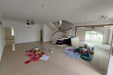 FREEHOLD Double Storey Terrace House (Corner Lot) , Taman Merbok , Bukit Katil , Ayer Keroh Melaka