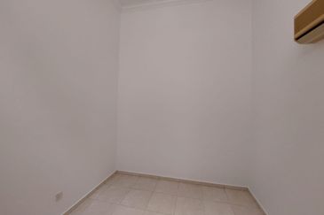 FREEHOLD Double Storey Terrace House (Corner Lot) , Taman Merbok , Bukit Katil , Ayer Keroh Melaka