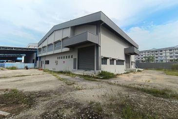 Factory / Warehouse For Sale, Batu Berendam, Melaka