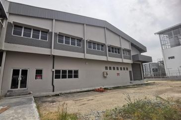 Factory / Warehouse For Sale, Batu Berendam, Melaka