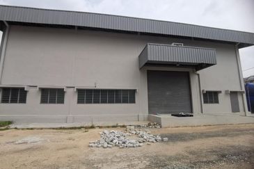 Factory / Warehouse For Sale, Batu Berendam, Melaka
