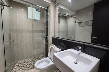 THE SHORE @ MALACCA RIVER