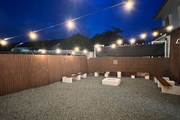 Double Storey Semi-D , Klebang , Melaka