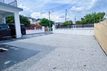 Double Storey Semi-D , Klebang , Melaka