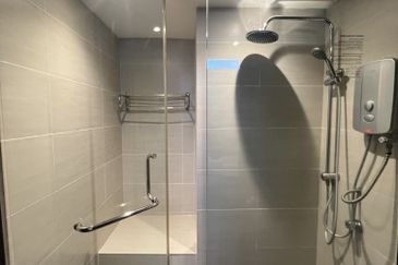 Fahrenheit 88 Condominium