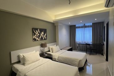 Fahrenheit 88 Condominium