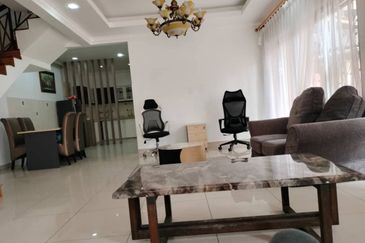 3 Storey Semi-D Pandan Prima for Rent