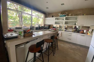 Changkat Kiara Surya