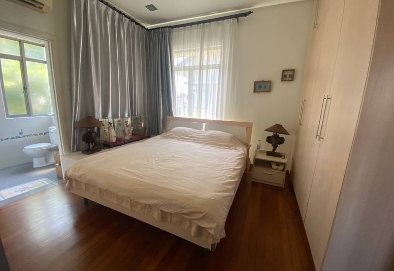 Changkat Kiara Surya