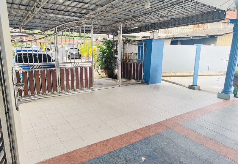 CORNER LOT Bungalow Lembah Jaya Utara, Ampang