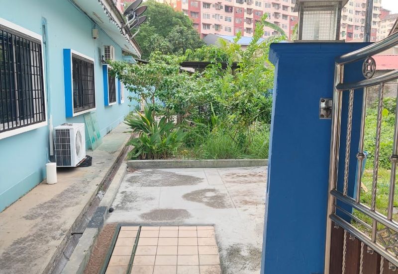 CORNER LOT Bungalow Lembah Jaya Utara, Ampang