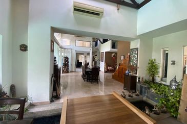 Changkat Kiara Surya