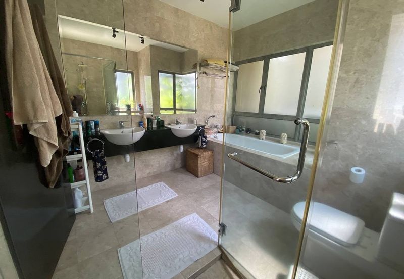 Changkat Kiara Surya