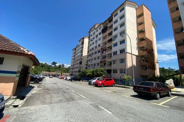 Sri Hijauan, Ukay Perdana