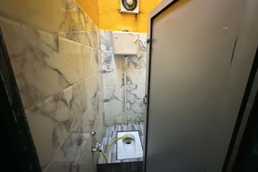 2 Combining 3 Storey Shoplot @ Town Area, Alor Setar, Kedah