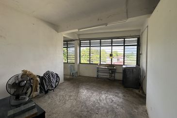 2 Combining 3 Storey Shoplot @ Town Area, Alor Setar, Kedah