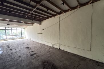 2 Combining 3 Storey Shoplot @ Town Area, Alor Setar, Kedah