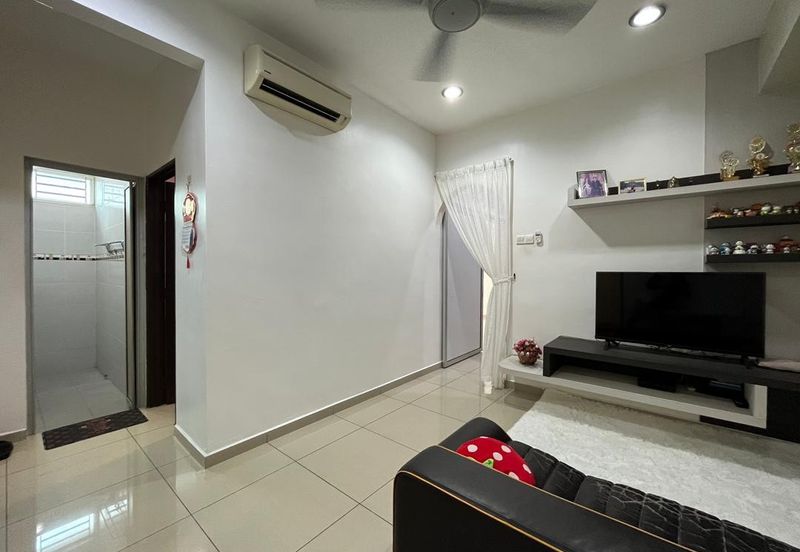 Taman Teratai Jingga