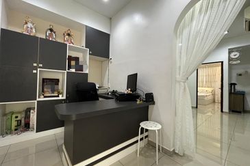 Taman Teratai Jingga