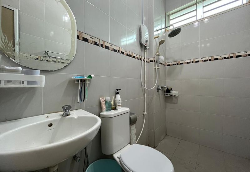 Taman Teratai Jingga