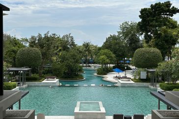 Quayside Seafront Resort Condominium