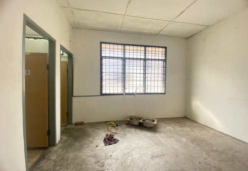 Ideal Space! First Floor Shoplot @ Taman Pelangi, Alor Setar