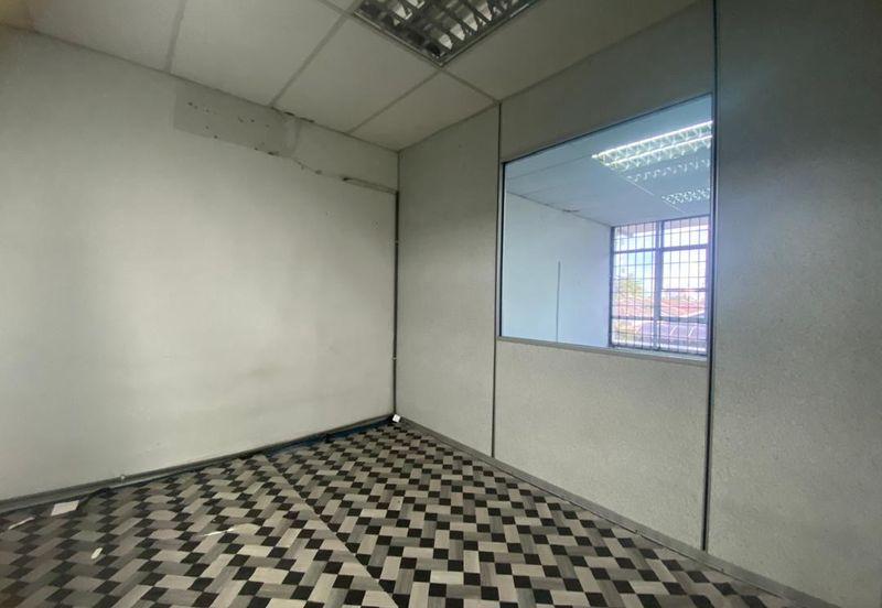 Ideal Space! First Floor Shoplot @ Taman Pelangi, Alor Setar