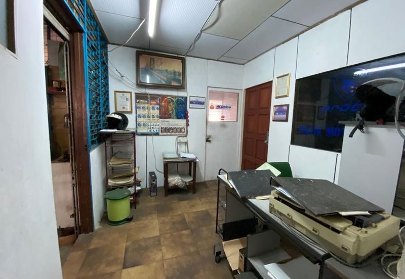 Kawasan Perusahaan Mergong