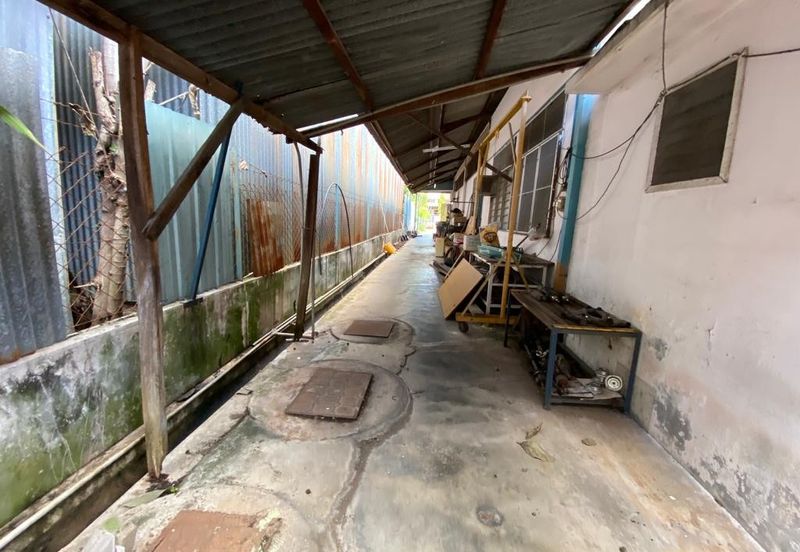 Kawasan Perusahaan Mergong