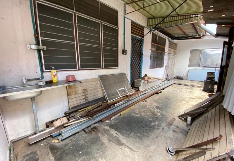 Kawasan Perusahaan Mergong