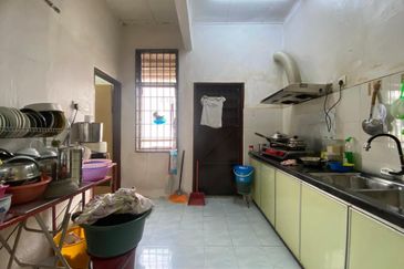 TAMAN KERANJI (DERGA)