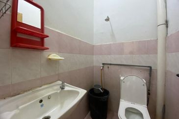 TAMAN KERANJI (DERGA)