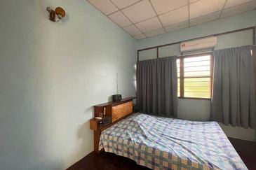 (75C) JALAN TANJUNG BENDAHARA