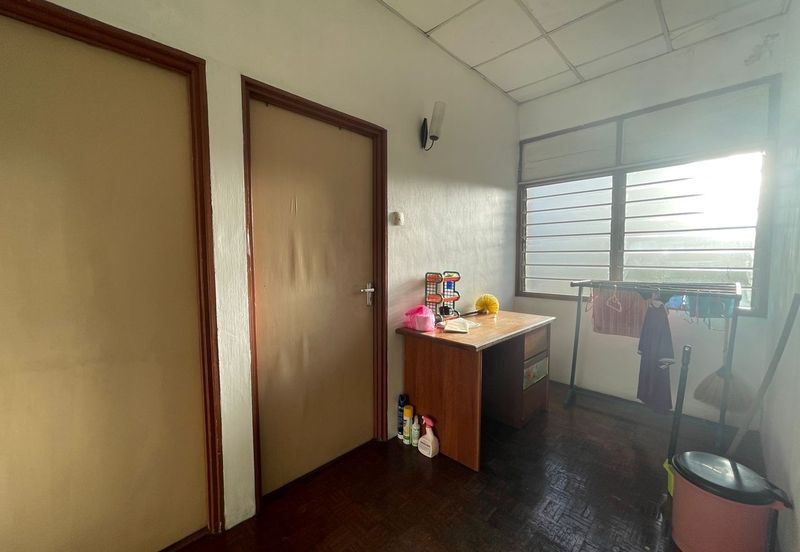 (75C) JALAN TANJUNG BENDAHARA