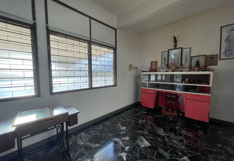 (75C) JALAN TANJUNG BENDAHARA