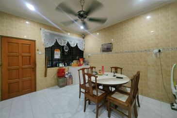 Taman Merbok, Alor Setar, Kedah, Double Storey Semi-D For Sale, Facing Southwest