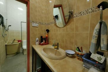 Taman Merbok, Alor Setar, Kedah, Double Storey Semi-D For Sale, Facing Southwest