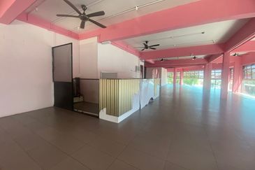 4 Storey Shoplot Corner Lot For Rent, Kompleks Tunku Yaacob, Alor Setar