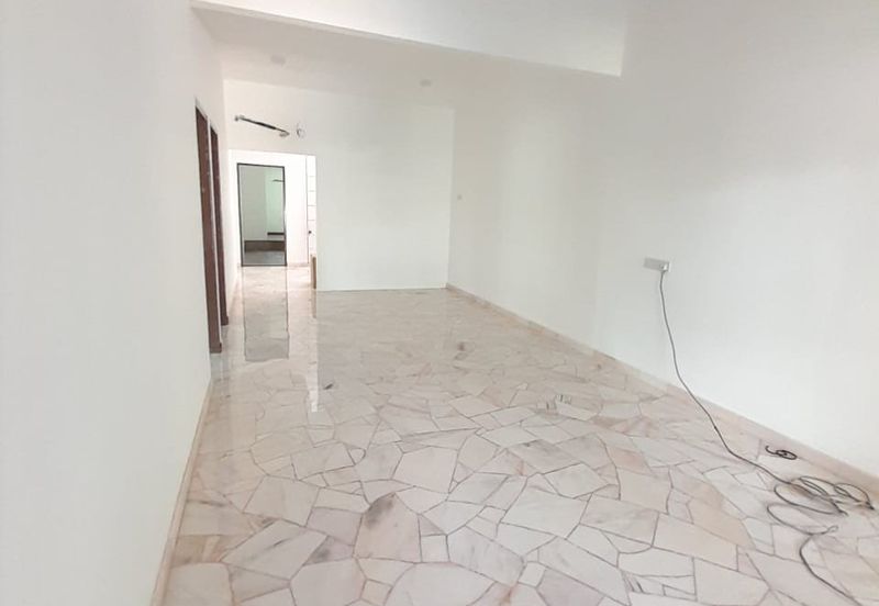 TAMAN SRI TAMAN (BERSATU)