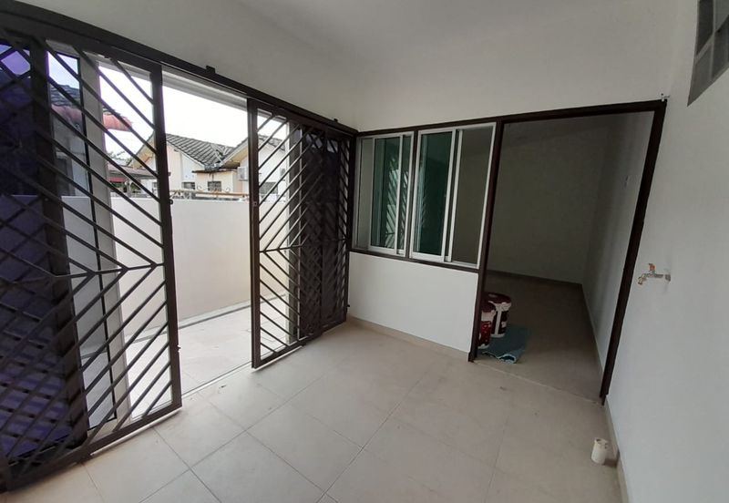 TAMAN SRI TAMAN (BERSATU)