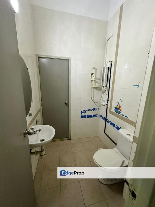 Subang Galaxy U5 Shah Alam Double Storey Terraced End Lot For Sale, Selangor, Shah Alam