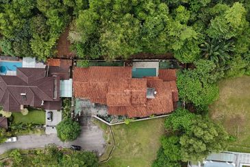 2 storey bungalow Balinese concept @ Kota Damansara