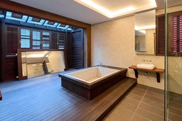 2 storey bungalow Balinese concept @ Kota Damansara