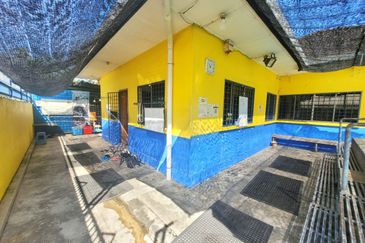 Jalan Universiti (Jalan Prof Diraja Ungku Aziz)