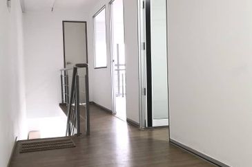 Pinnacle, Petaling Jaya