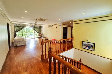 KGSAAS Golf Club, Seksyen 13