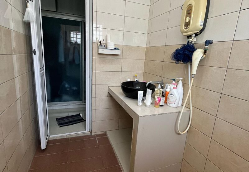 Seksyen 6, Kota Damansara