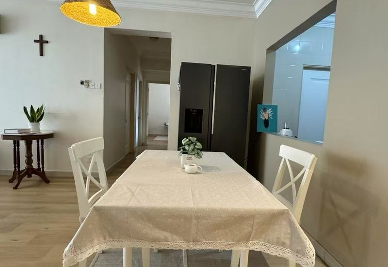 Royal Domain Sri Putramas II