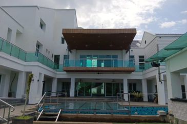 EXQUISITE FREEHOLD MANSION IN KL FOR SALE